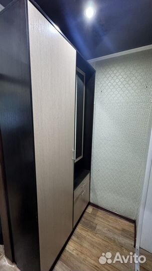 Шкаф в прихожую бу