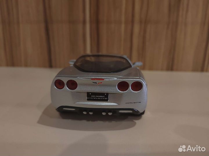 Моделька chevrolet corvette
