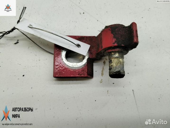 Петля двери seat Ibiza 2 рест. 2001