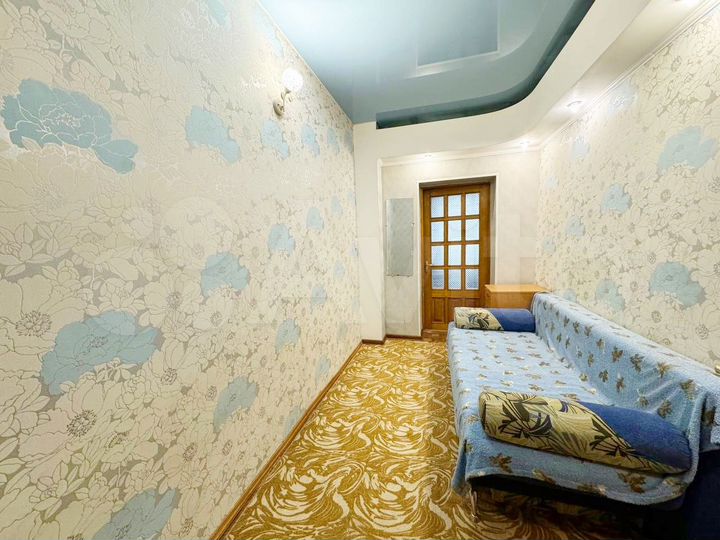 4-к. квартира, 81,6 м², 1/3 эт.