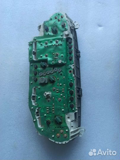 Щиток приборов Toyota Carina т190