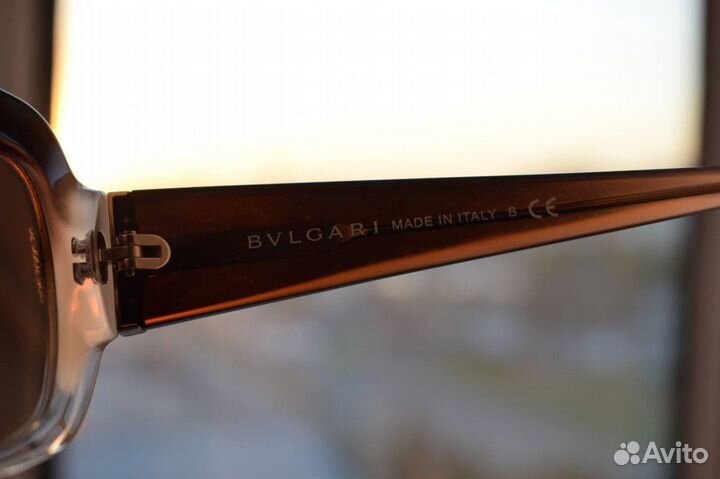 Солнечные очки женские