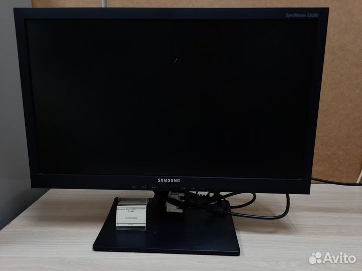 Монитор Samsung SyncMaster SA300
