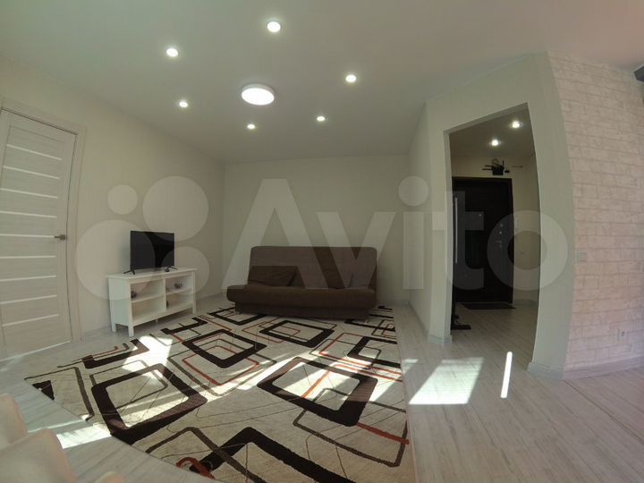 2-к. квартира, 51 м², 2/5 эт.