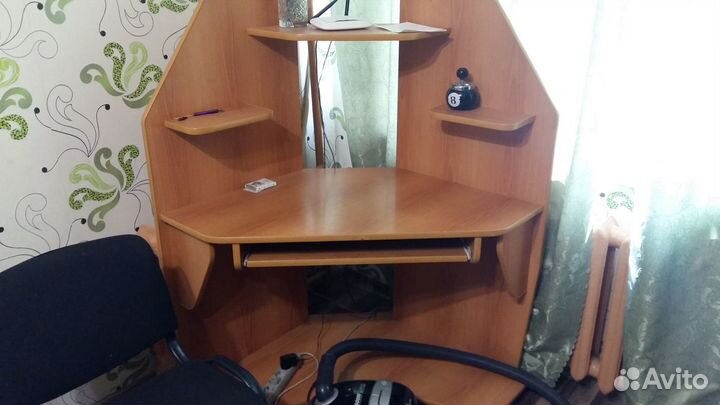 Стол компьютерный угловой