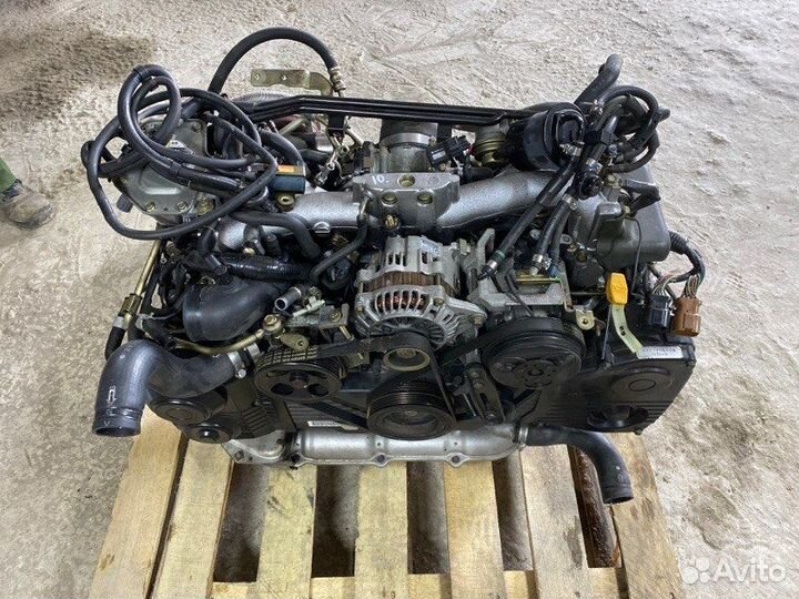Двигатель Subaru Forester SG5 EJ205 2003