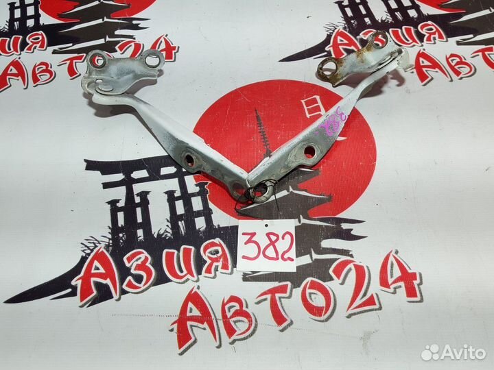 Петля капота Toyota Funcargo NCP21 1NZ-FE 2002