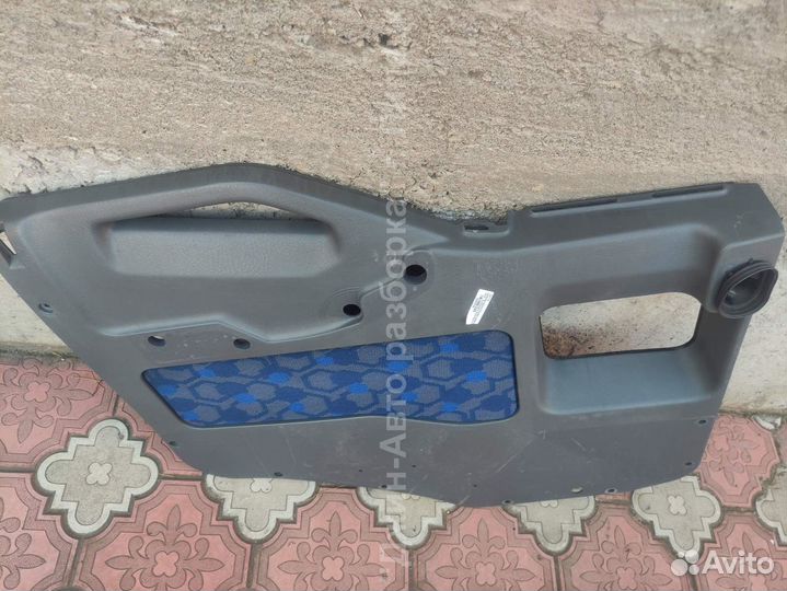 Обшивка левой двери карта двери Iveco EuroCargo 2