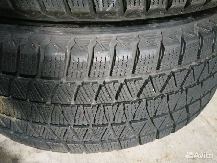 Bridgestone Blizzak DM-V3 255/55 R18