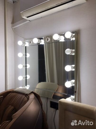 Гримерное зеркало с лампочками 80х90