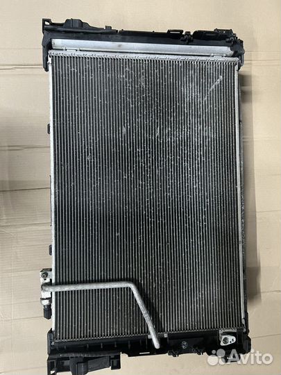 Кассета радиатора на Мерседес w204