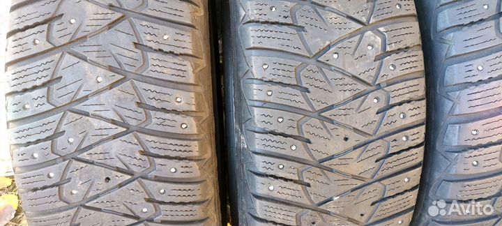 Goodyear Ultragrip 600 205/55 R16 94T