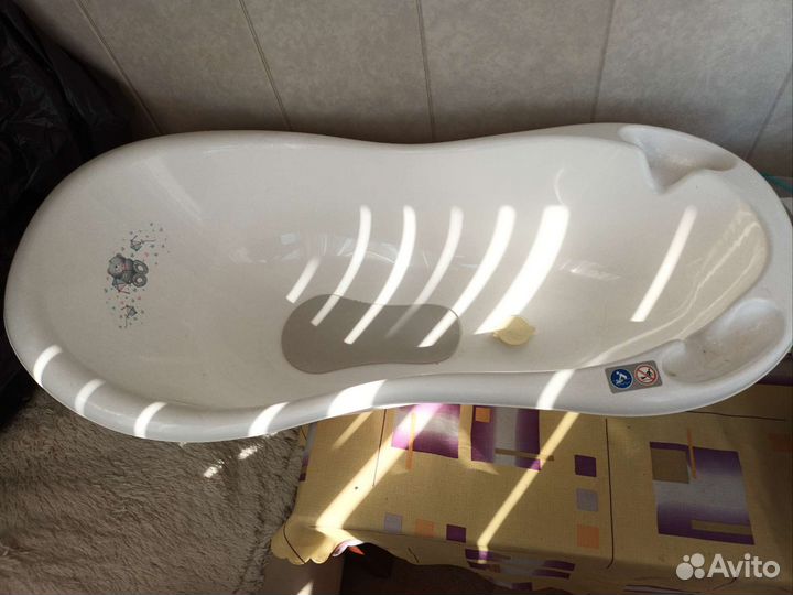 Ванночка для купания малыша и детские товары