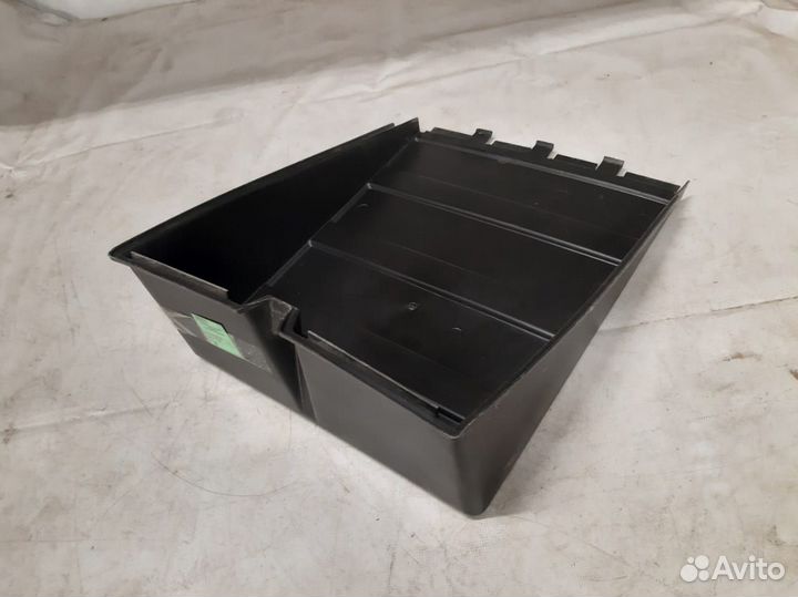 Крышка ящика акб MAN F2000 shacman