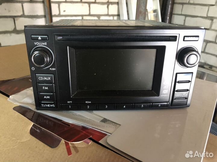 Штатная магнитола от Субару форестер