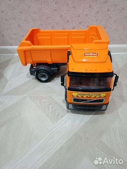 Самосвал Полесье