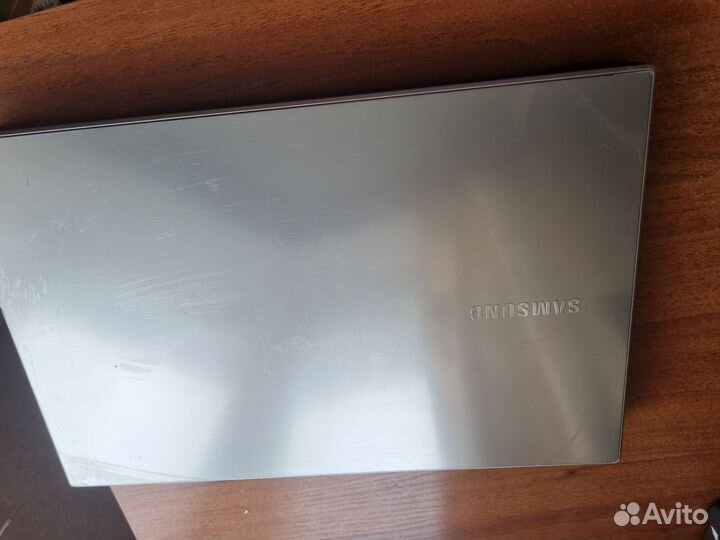 Ноутбук samsung np305v5a