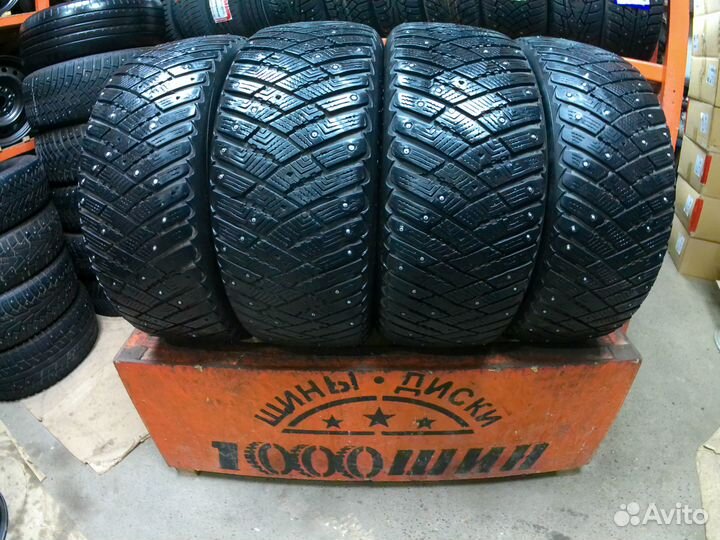 Goodyear Ultragrip Ice Arctic 225/50 R17