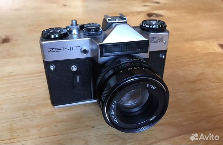 Фотоаппарат Zenit EM