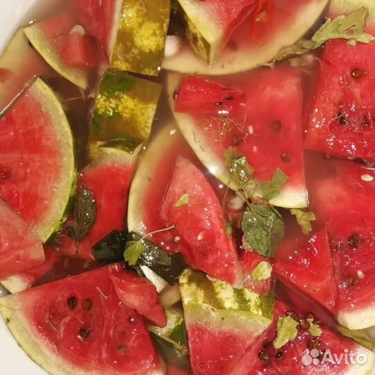 Арбузы соленые, маринованные. Бочковые соленья