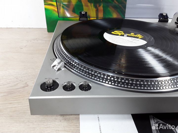 Проигрыватель винила Technics SL-1600 Japan идеал