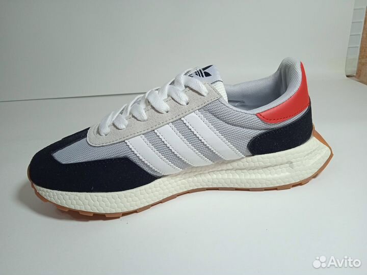 Кроссовки Adidas