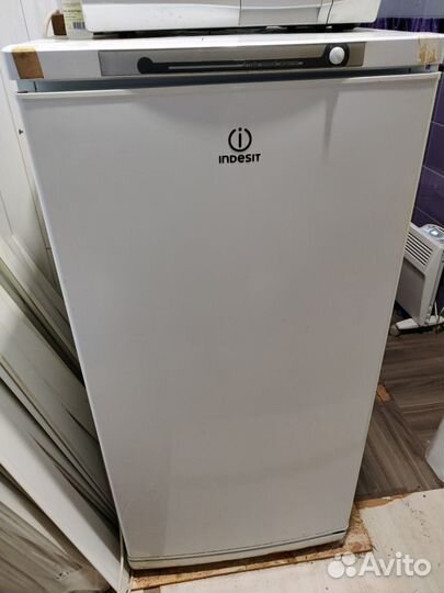 Холодильник Indesit SD 125.002