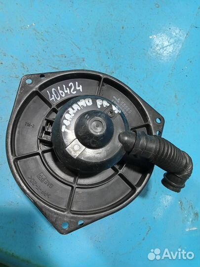 Моторчик отопителя (печки) Nissan Terrano R50