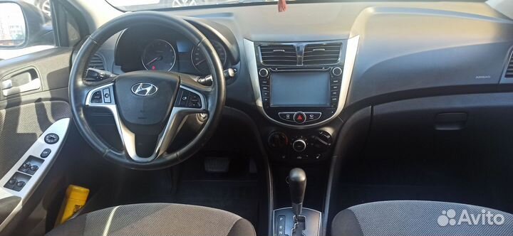 Hyundai Solaris 1.4 AT, 2012, 125 000 км