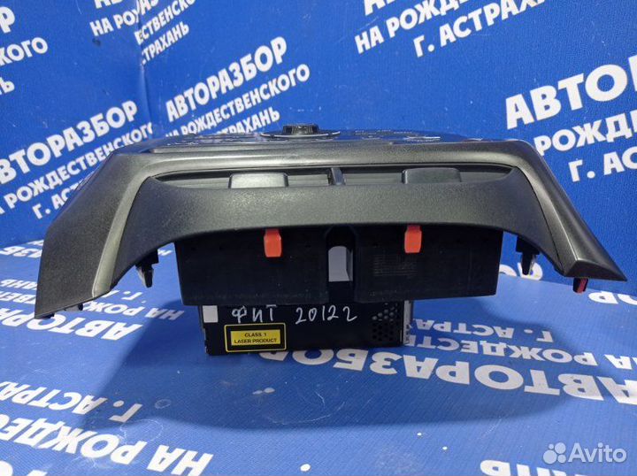 Штатная магнитола Honda Fit хэтчбек 2012