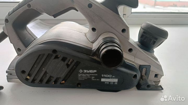 Рубанок Зубр зр-1100-110