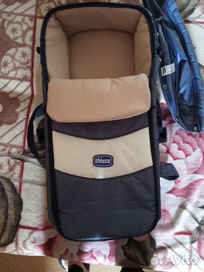 Переноска для детей в машину