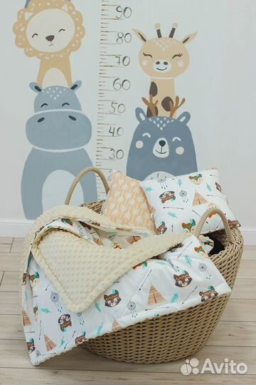 Бортики в кроватку, плед-одеяло новые