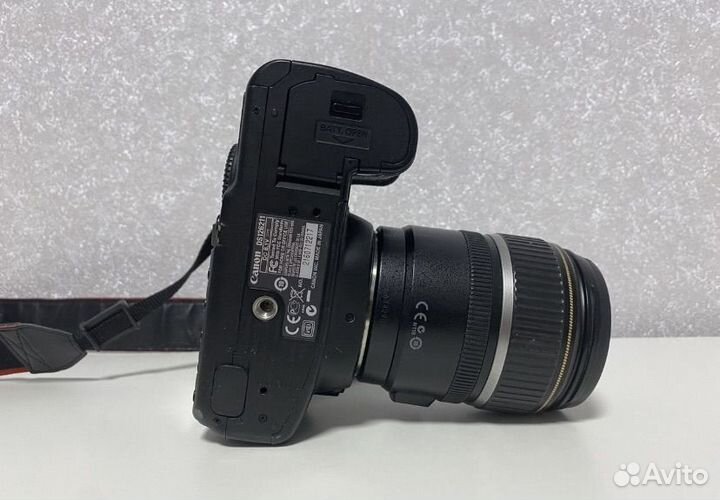 Зеркальный фотоаппарат