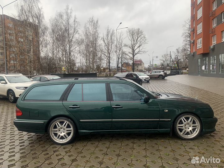 Mercedes-Benz E-класс 3.2 AT, 1998, 401 100 км
