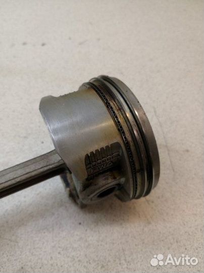 Поршень с шатуном Honda Fit GD2 L13A