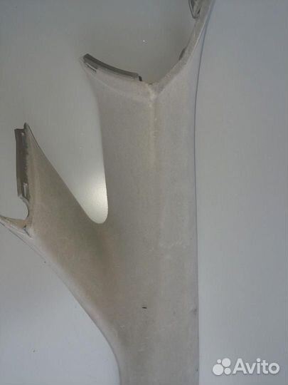 Обшивка стойки передняя правая Toyota Prius NHW20