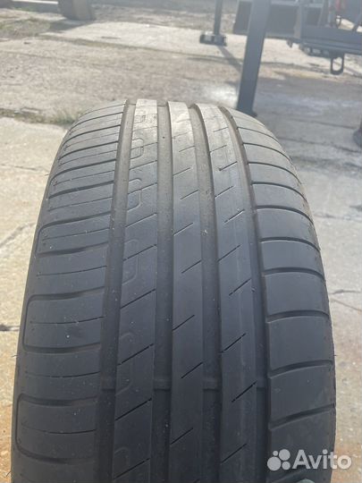 Goodyear EfficientGrip Performance 215/50 R17