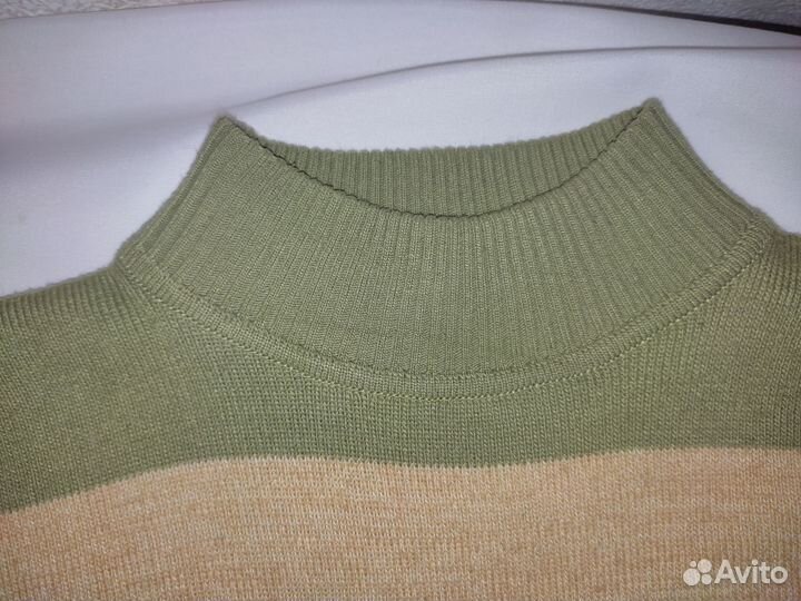 Свитер женский теплый 44-46 размер