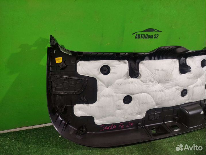 Обшивка двери багажника Hyundai Santa Fe IV