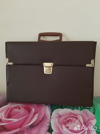 Портфель 90х новый