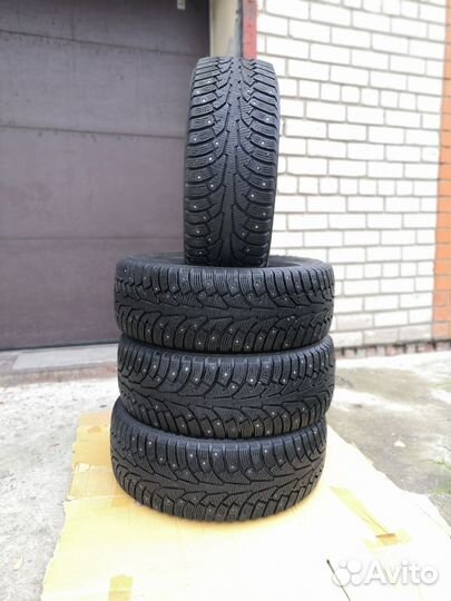 Nokian Tyres Hakkapeliitta 5 235/60 R16 104