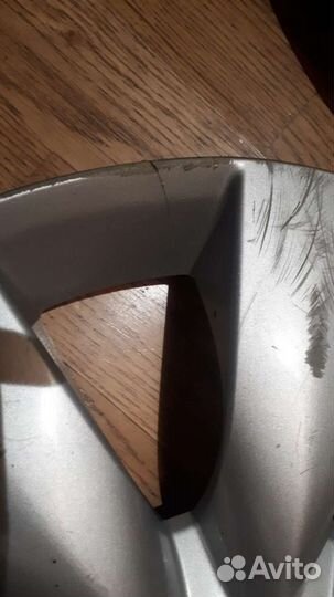 Колпаки на тойота R-16