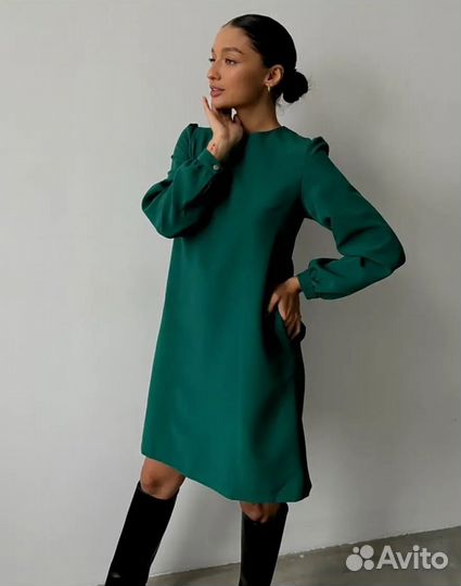 Платье женское изумрудное 50-52 размер