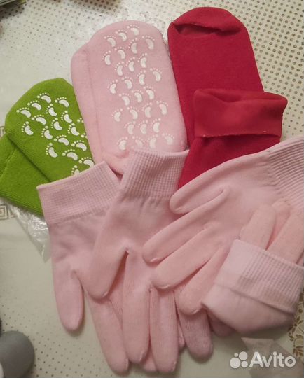 Гелевые носки и перчатки