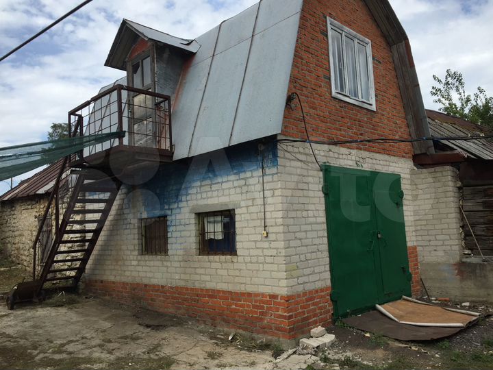 Дом 60 м² на участке 8,4 сот.