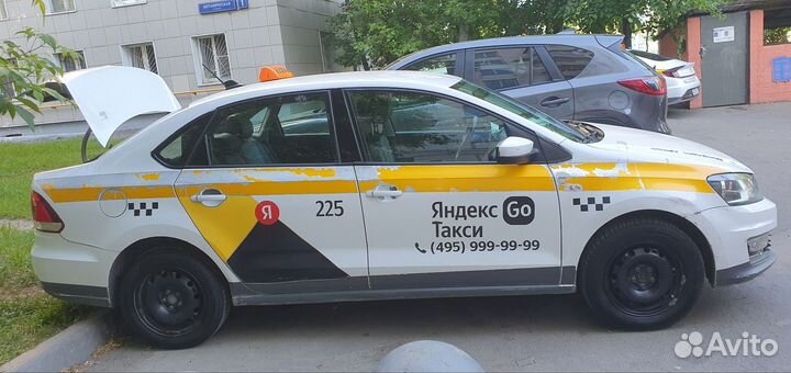 Volkswagen Polo 1.6 AT, 2018, 277 000 км