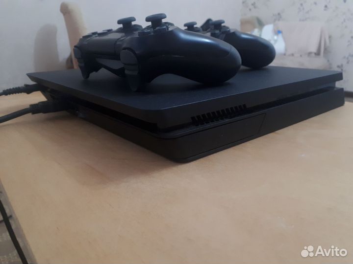 Sony PS4 500 gb slim