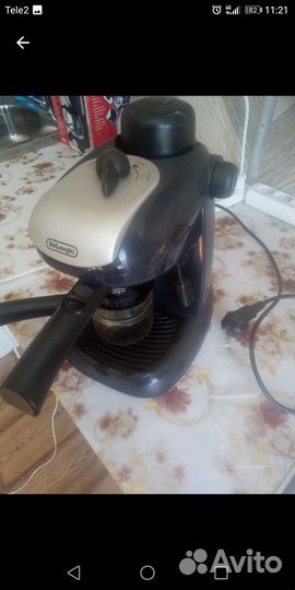 Продам кофеварку б/у