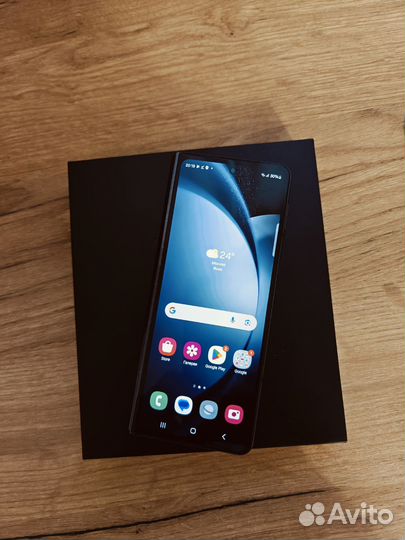 Samsung Galaxy Z Fold5, 12/256 ГБ